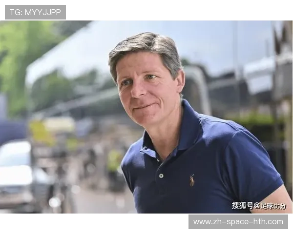 莱比锡体育总经理舍费尔总结半程,承诺球队一月更强回归。